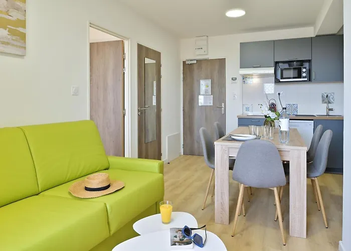 Hotel apartamentowy Easy Ajaccio (Corsica)