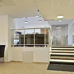 Easy Aparthotel 2*