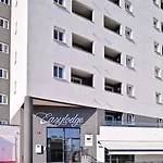 Apartmanhotel Easy 2*