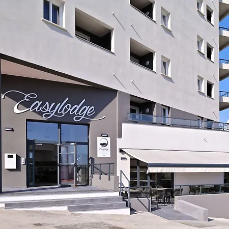 Easy 2* Ajaccio (Corsica)