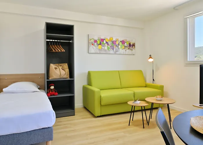 Easy 2* Ajaccio (Corsica)